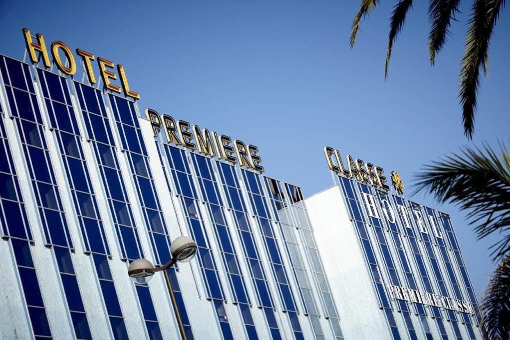 Greet Aeroport Promenade Des